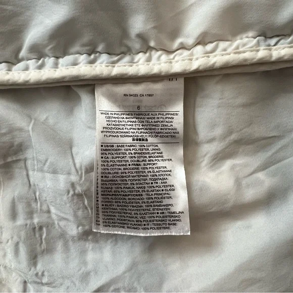 Women’s Banana Republic Skirt Size 6 Black White Embroidered Eyelet Pencil - Picture 5 of 5